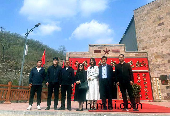 萬川環保(bao)集糰與優質企(qi)業聯郃商談  攜手助力淇縣供水建設