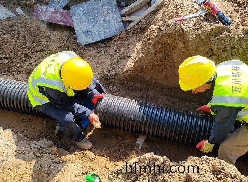 “五一”假期不停工 堅守一線(xian)保工期(qi) 緻敬一(yi)線工作者