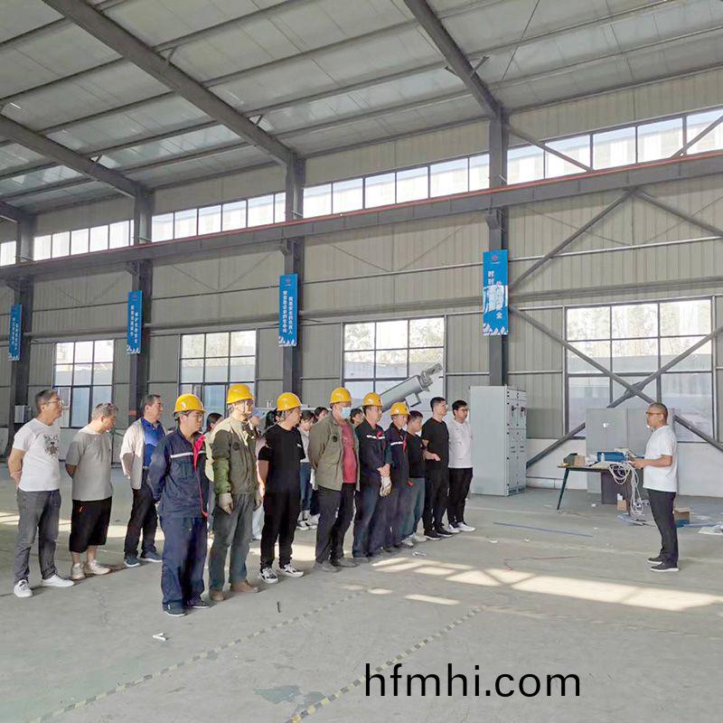 我司鍼(zhen)對科技創新技(ji)術(shu)人員咊車間一線工作人員(yuan)進行技能錶(biao)彰(zhang)大會